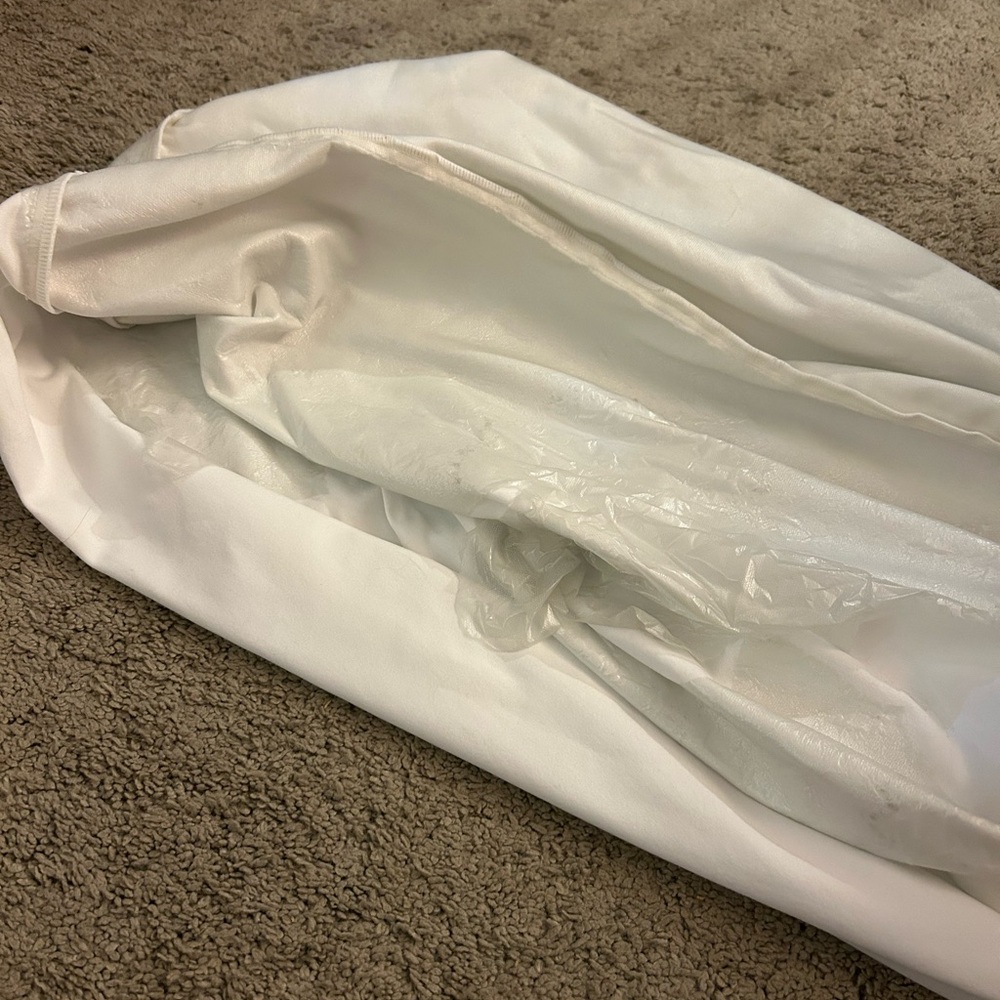 Esembly Pail Pouch (Fair) - Picture 3 of 6